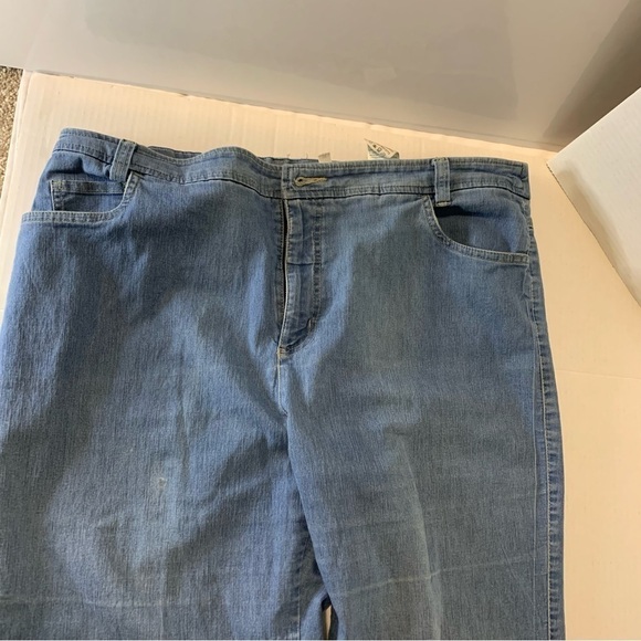 Tradition Country Collection ladies jeans in size 16. - Picture 5 of 5